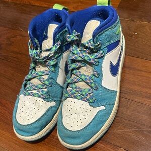 Nike Kids Blue and Green High-Top Sneakers